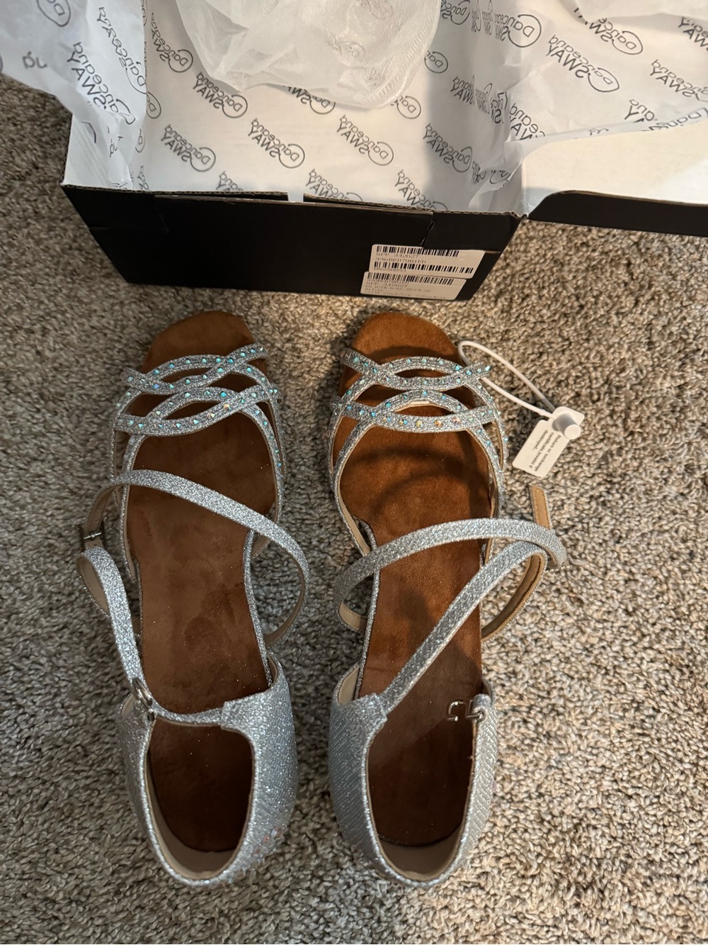 NEW in BOX Women's Dance and Sway Silver Crystal Strappy Dance Heels size 8